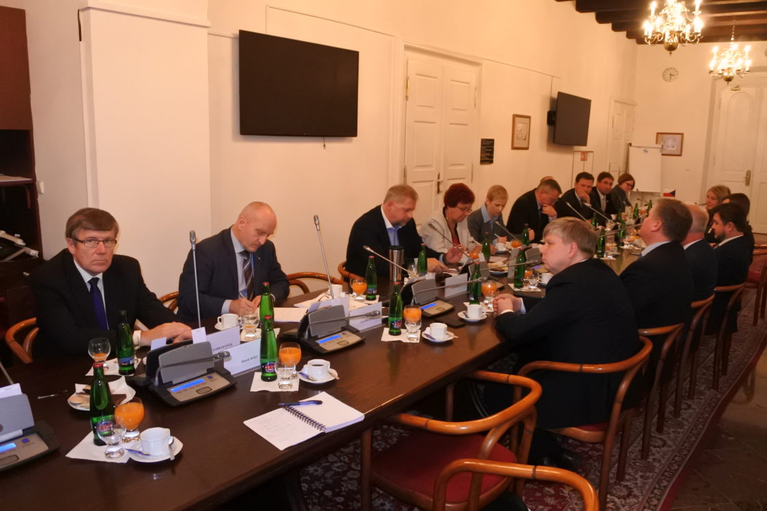 Majanduskomisjoni töövisiit Tšehhi parlamenti Prahas